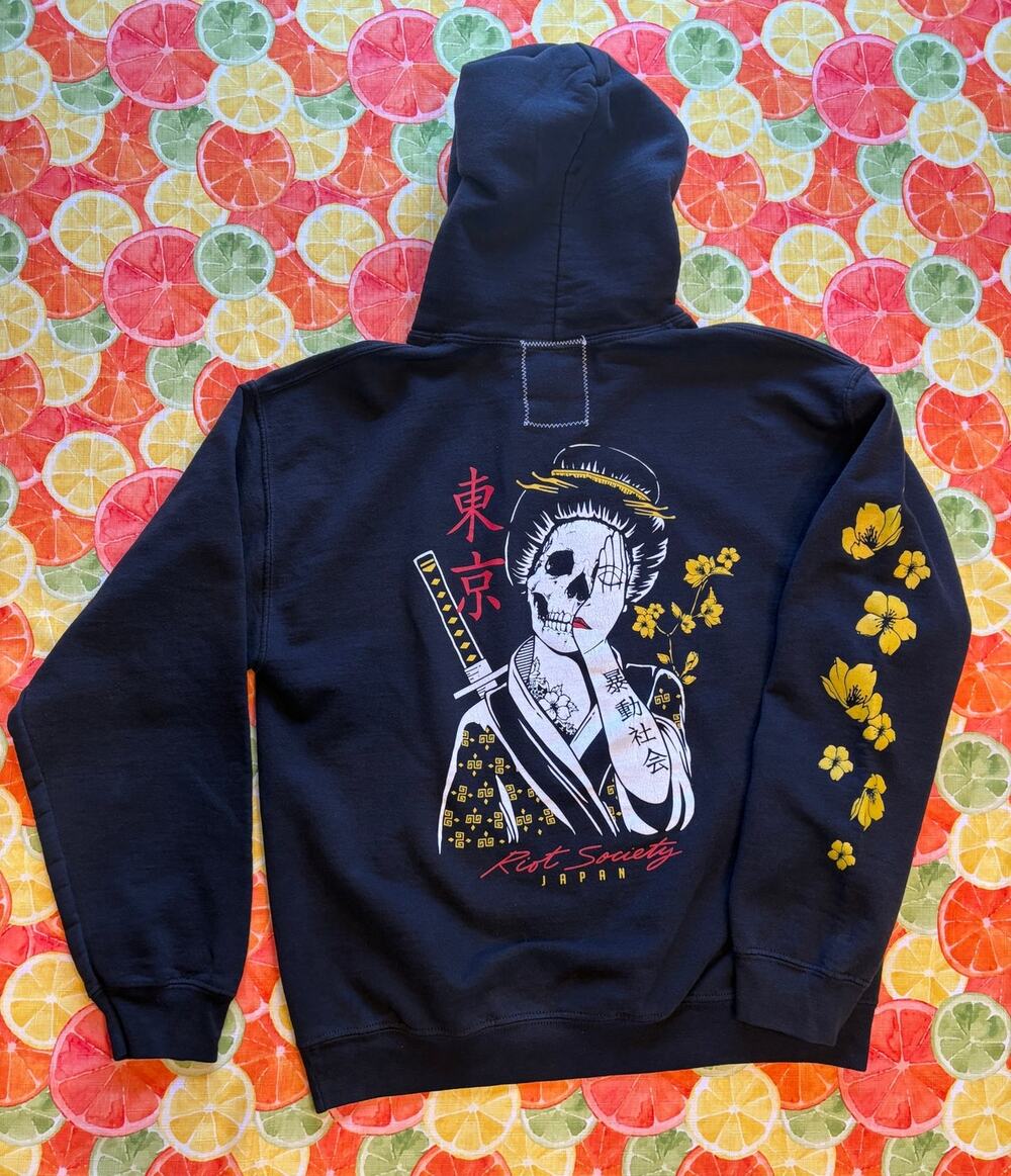 Riot Society Hoodie Size Medium